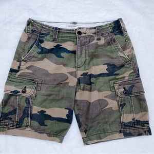 Abercrombie & Fitch short cargo mens green camo
